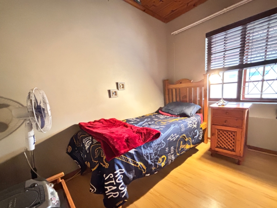 3 Bedroom Property for Sale in Dobson Western Cape
